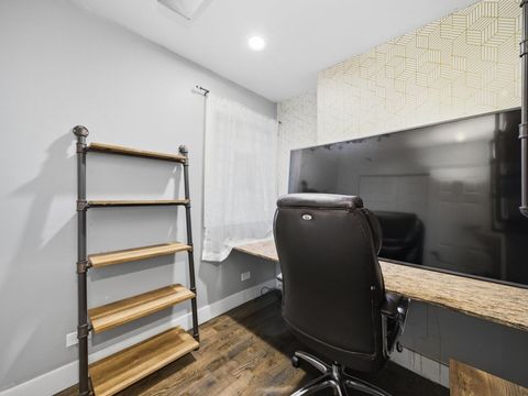 Tiny photo for 10618 Mason Avenue, Chicago Ridge, IL 60415 (MLS # 12530730)