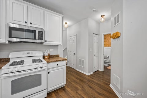 Tiny photo for 433 Tiverton Street #433, Elgin, IL 60124 (MLS # 12711388)