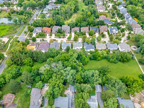 5725 S Wilmette Avenue Westmont IL 60559