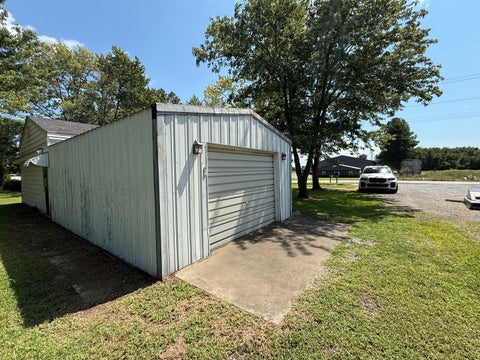Tiny photo for 810 W Longstreet Road, Marion, IL 62959 (MLS # 12683924)