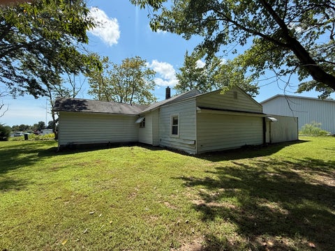 Tiny photo for 810 W Longstreet Road, Marion, IL 62959 (MLS # 12683924)