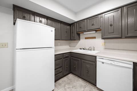 Tiny photo for 2501 26th Avenue Court #G1, Rock Island, IL 61201 (MLS # 12717523)