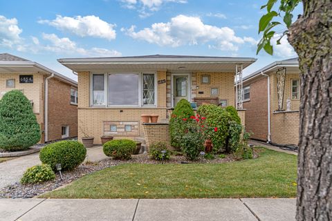 Photo of 6850 W 64th Street, Chicago, IL 60638 (MLS # 12493996)