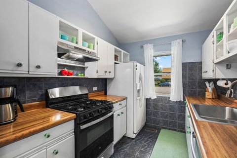 Tiny photo for 1412 Creighton Avenue, Naperville, IL 60565 (MLS # 12683979)
