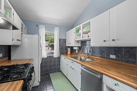 Tiny photo for 1412 Creighton Avenue, Naperville, IL 60565 (MLS # 12683979)