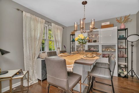 Tiny photo for 4217 Main Street, Downers Grove, IL 60515 (MLS # 12501306)