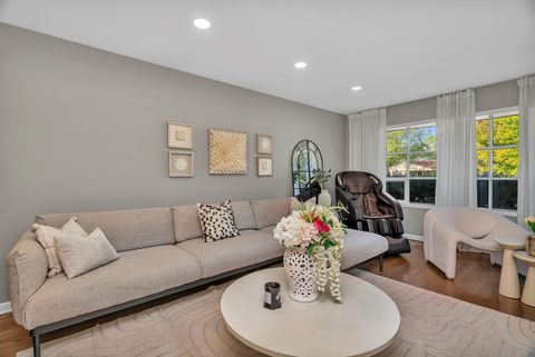 Tiny photo for 4217 Main Street, Downers Grove, IL 60515 (MLS # 12501306)