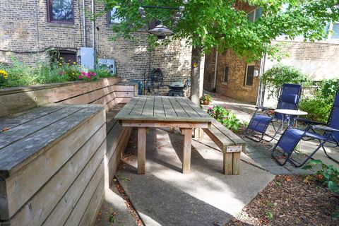 Tiny photo for 616 Michigan Avenue #G, Evanston, IL 60202 (MLS # 12492650)