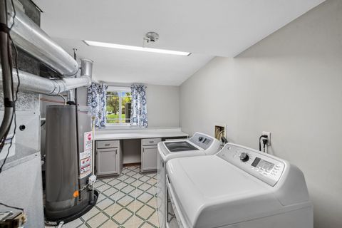 Tiny photo for 2481 Chatham Road, Aurora, IL 60506 (MLS # 12639695)