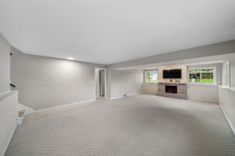 Tiny photo for 2481 Chatham Road, Aurora, IL 60506 (MLS # 12639695)
