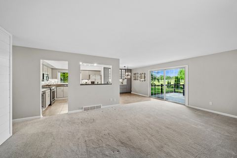 Tiny photo for 2481 Chatham Road, Aurora, IL 60506 (MLS # 12639695)