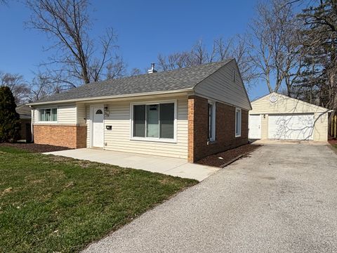 Tiny photo for 320 Minocqua Street, Park Forest, IL 60466 (MLS # 12606748)