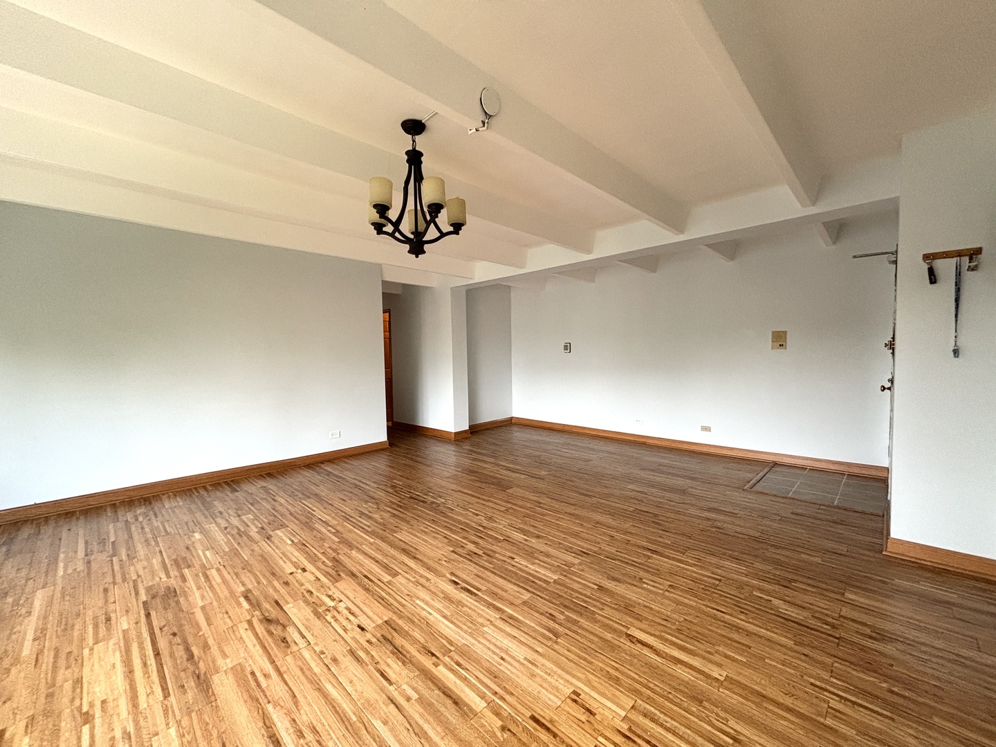 1950 W Hood Avenue 4C