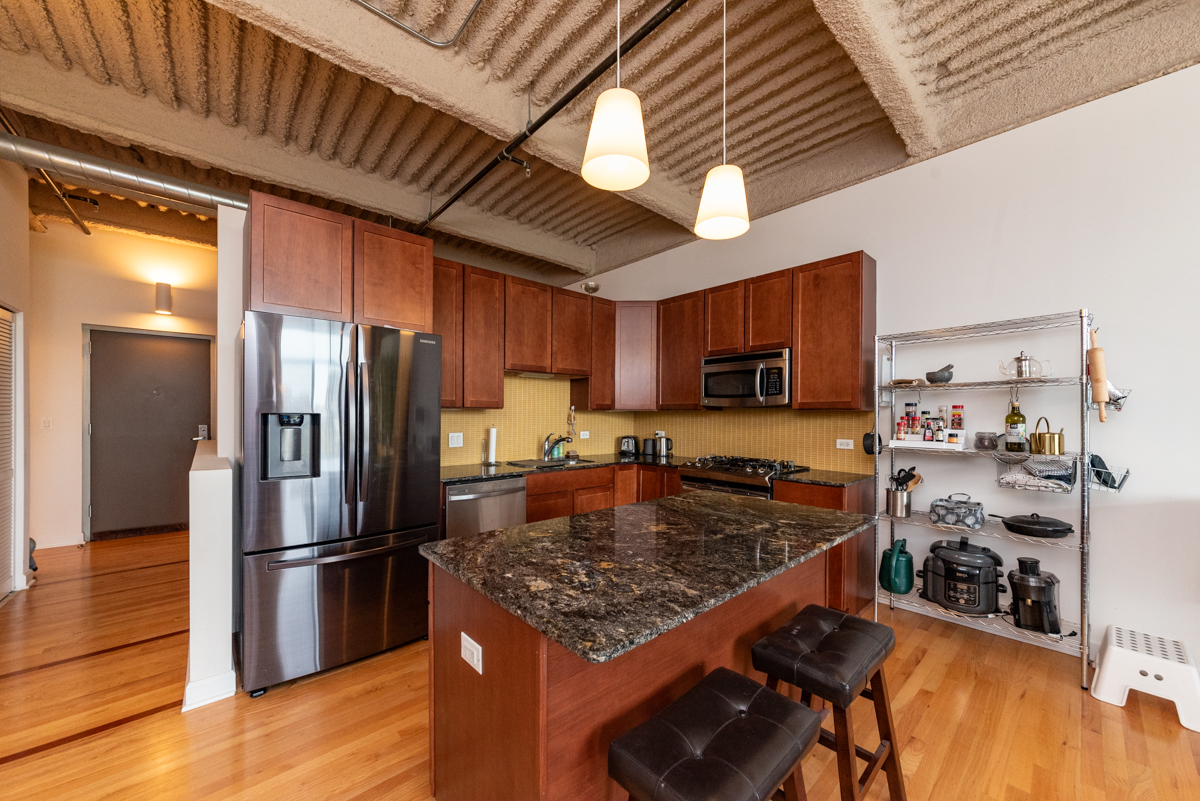 2545 S Dearborn Street 511