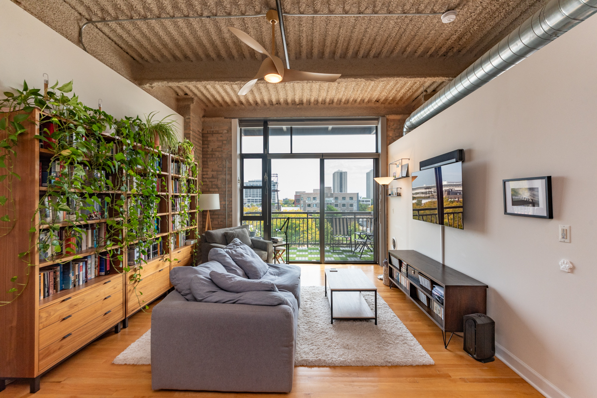 2545 S Dearborn Street 511