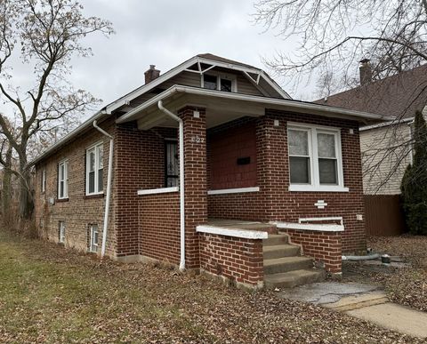Photo of 22 E 19th Place, Chicago Heights, IL 60411 (MLS # 12560766)