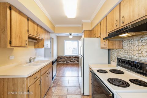 Tiny photo for 4037 Trafalgar Lane, Oak Lawn, IL 60453 (MLS # 12590417)