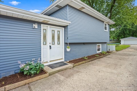 Tiny photo for 1N542 Goodrich Avenue, Glen Ellyn, IL 60137 (MLS # 12768561)