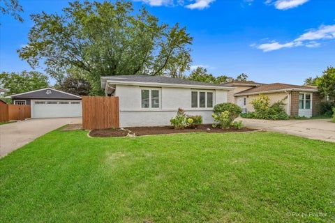 Tiny photo for 1N542 Goodrich Avenue, Glen Ellyn, IL 60137 (MLS # 12768561)