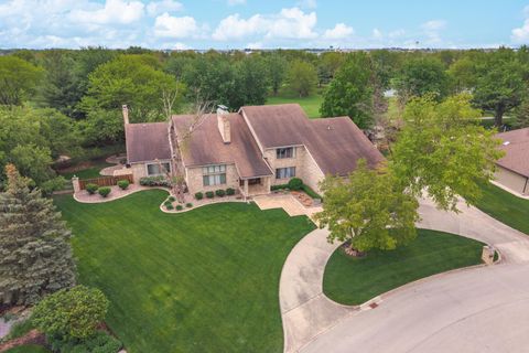 Tiny photo for 1810 Cardinal Court, Pontiac, IL 61764 (MLS # 12631372)