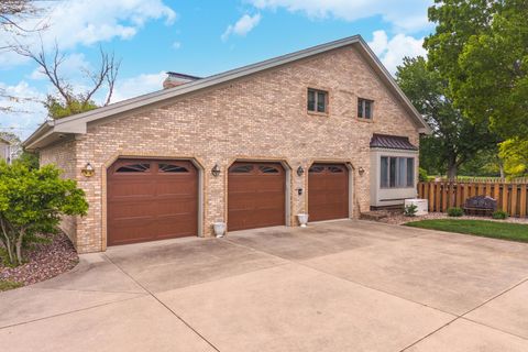 Tiny photo for 1810 Cardinal Court, Pontiac, IL 61764 (MLS # 12631372)