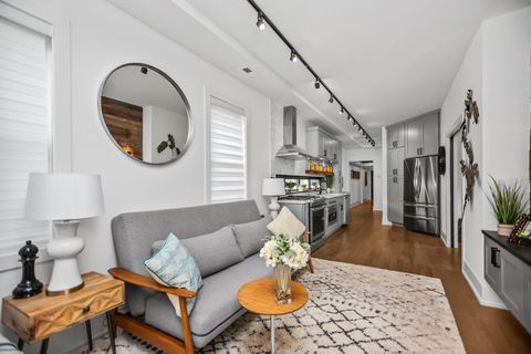 Tiny photo for 6523 S Minerva Avenue #3, Chicago, IL 60637 (MLS # 12521894)