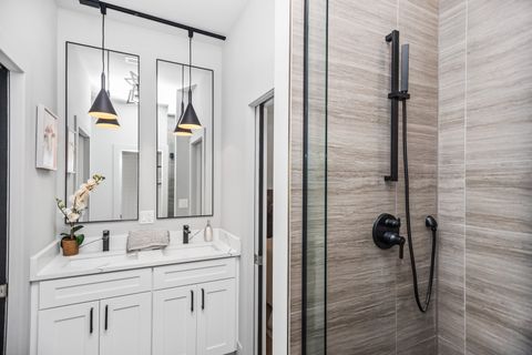 Tiny photo for 6523 S Minerva Avenue #3, Chicago, IL 60637 (MLS # 12521894)