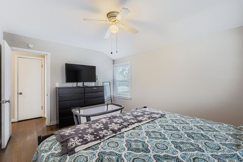 Tiny photo for 1433 Bristol Avenue, Westchester, IL 60154 (MLS # 12515964)