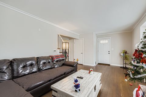 Tiny photo for 1433 Bristol Avenue, Westchester, IL 60154 (MLS # 12515964)