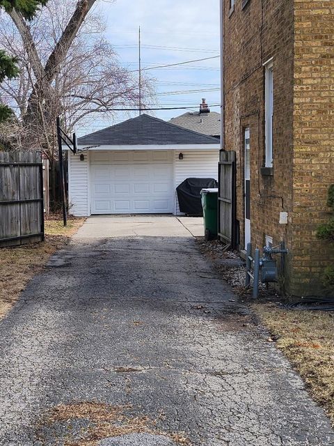Tiny photo for 1433 Bristol Avenue, Westchester, IL 60154 (MLS # 12515964)