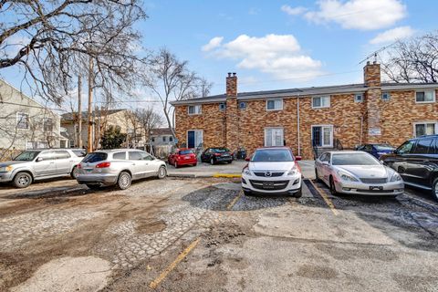 Tiny photo for 543 Lynn Court #A, Glendale Heights, IL 60139 (MLS # 12572406)