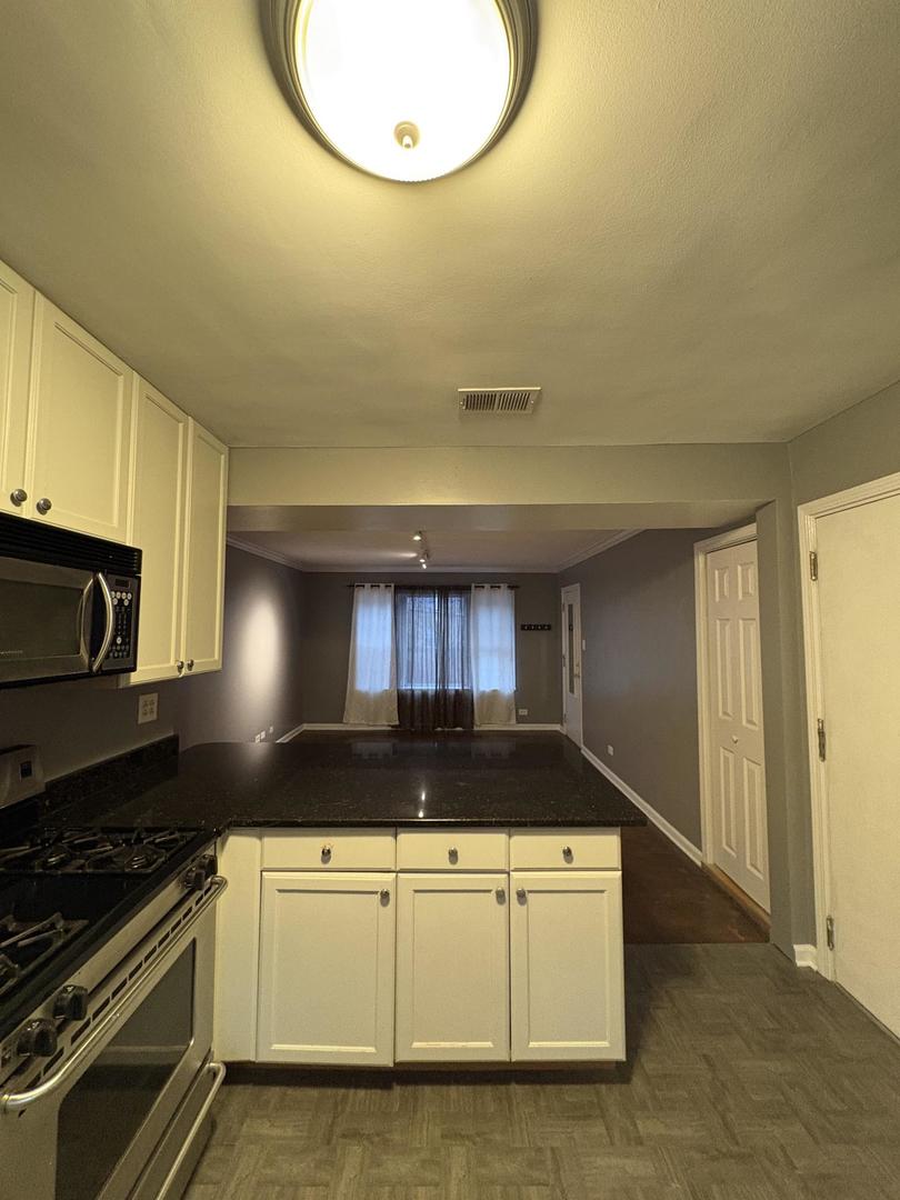 129 Elmwood Avenue 2S