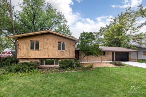Photo of 3S664 Delles Road, Naperville, IL 60563 (MLS # 12727891)