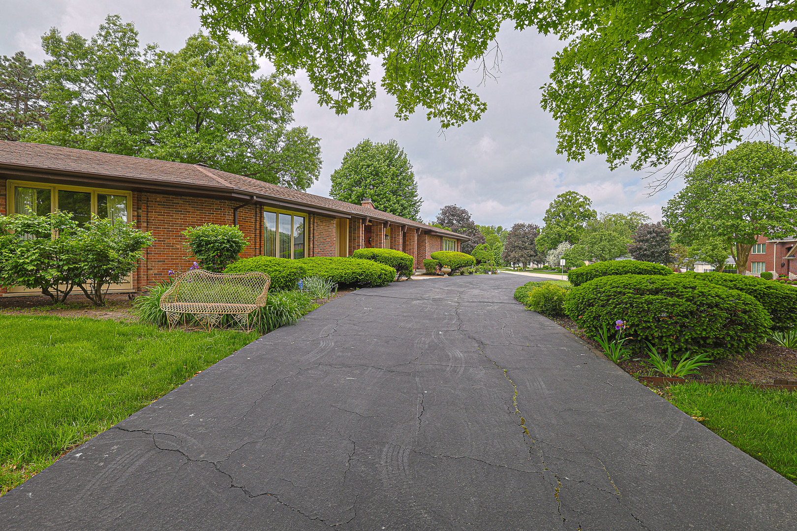 9 Camelot Drive