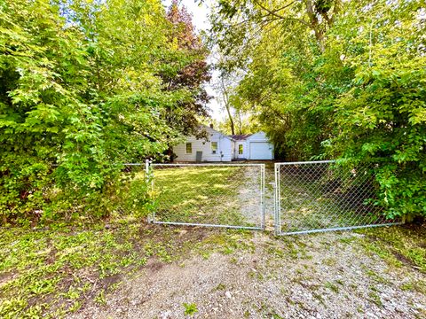 Tiny photo for 905 Rockland Road, Lake Bluff, IL 60044 (MLS # 12567428)