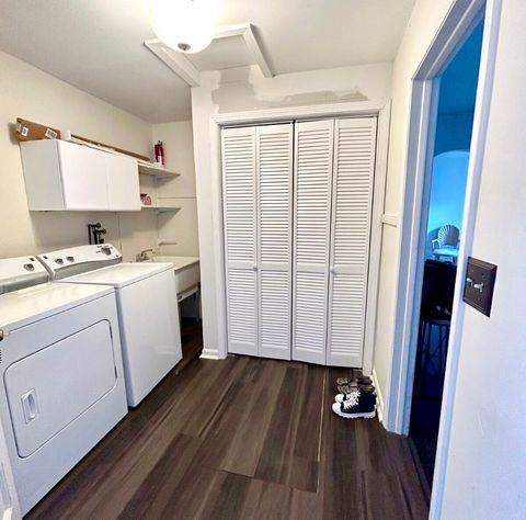 Tiny photo for 905 Rockland Road, Lake Bluff, IL 60044 (MLS # 12567428)