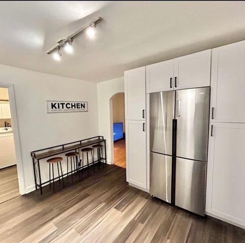 Tiny photo for 905 Rockland Road, Lake Bluff, IL 60044 (MLS # 12567428)