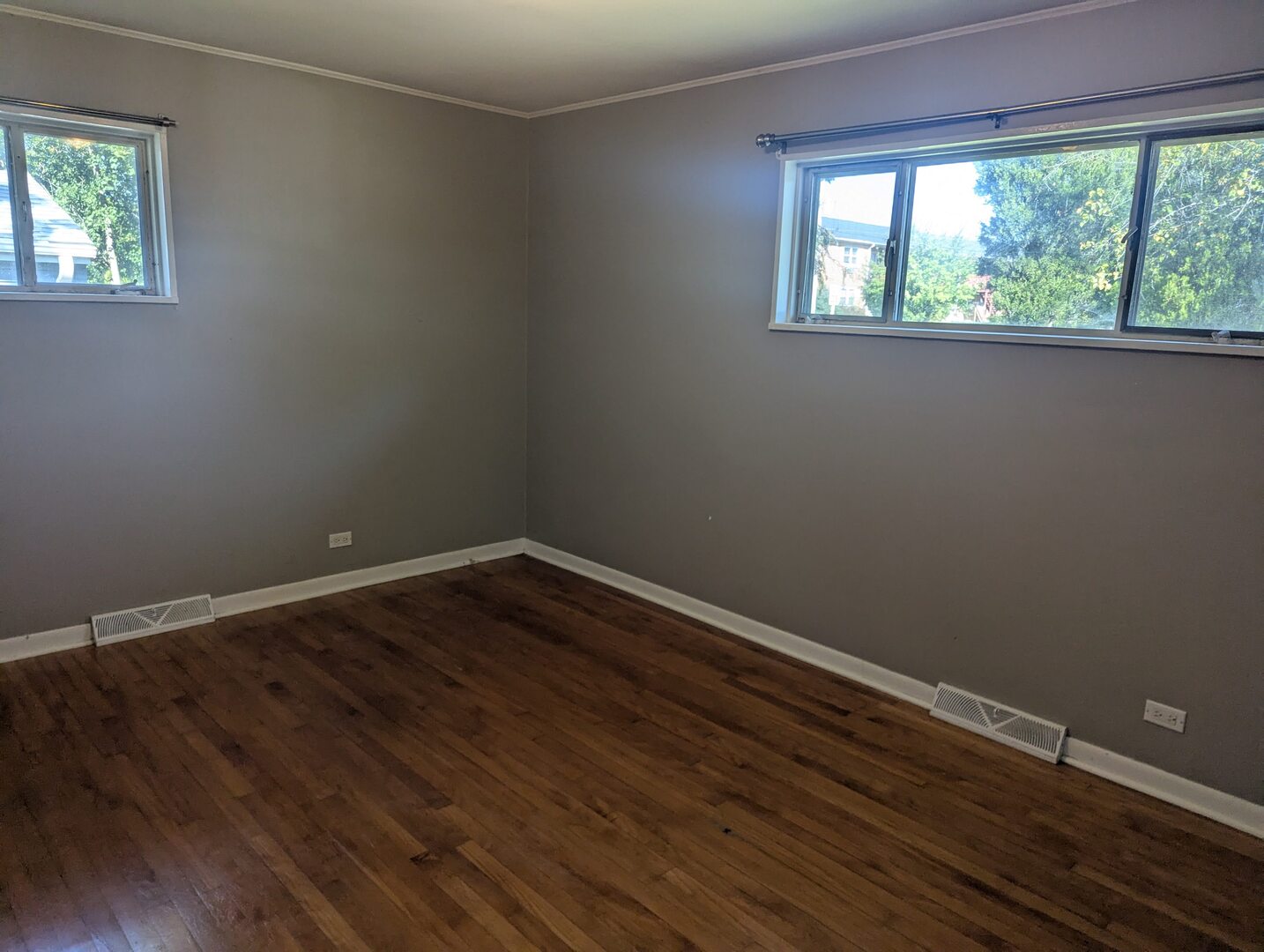 Palatine, Illinois 60067, United States, 3 Bedrooms Bedrooms, ,1 BathroomBathrooms,Residential,Active,212379