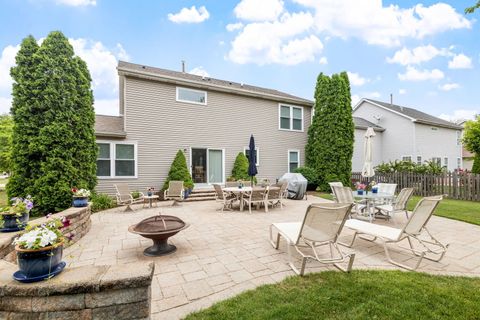 Tiny photo for 2225 Beaumont Court, Aurora, IL 60502 (MLS # 12389143)