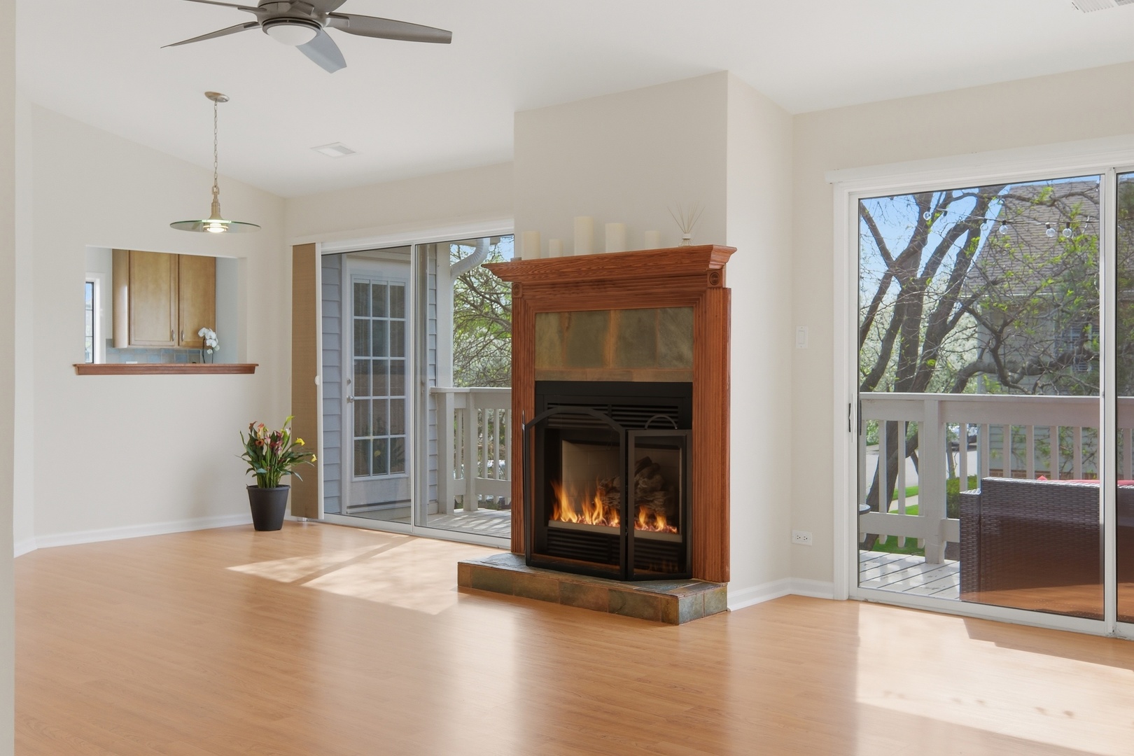 1312 E Evergreen Drive 2