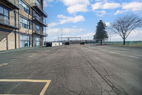 Tiny photo for 2614 N Clybourn Avenue #102, Chicago, IL 60614 (MLS # 12587946)