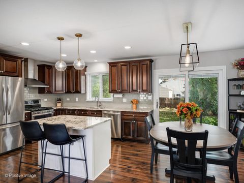 Tiny photo for 0S015 Cottonwood Drive, Wheaton, IL 60187 (MLS # 12495797)