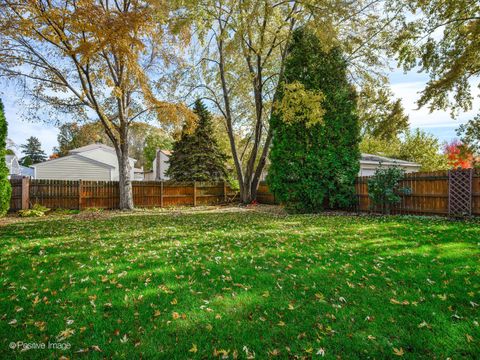 Tiny photo for 0S015 Cottonwood Drive, Wheaton, IL 60187 (MLS # 12495797)
