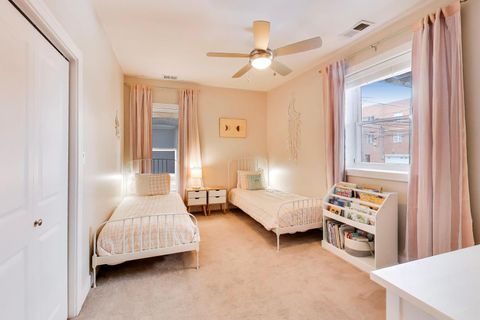 Tiny photo for 1034 E 47th Street #1W, Chicago, IL 60653 (MLS # 12633152)