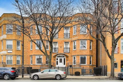 Photo of 1034 E 47th Street #1W, Chicago, IL 60653 (MLS # 12633152)