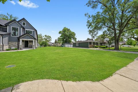 341 OAK Avenue Wood Dale IL 60191