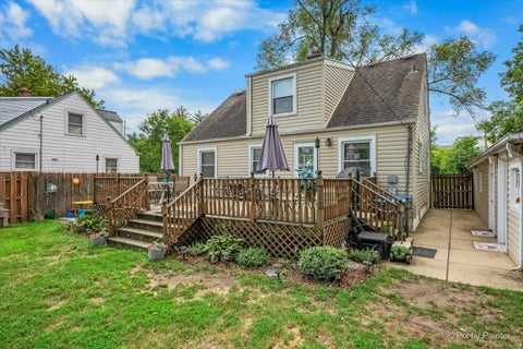 Tiny photo for 249 W Butterfield Road, Elmhurst, IL 60126 (MLS # 12790138)