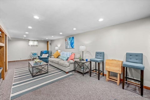 Tiny photo for 249 W Butterfield Road, Elmhurst, IL 60126 (MLS # 12790138)