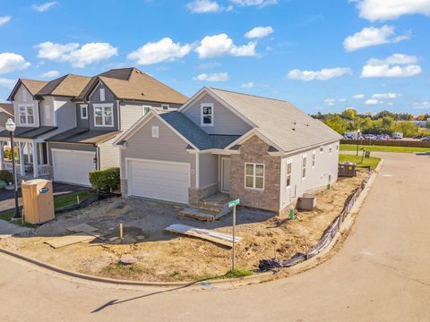 Photo of 1431 Somerset Place, Barrington, IL 60010 (MLS # 12470061)