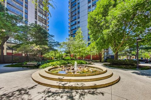 Tiny photo for 88 W Schiller Street #2903L, Chicago, IL 60610 (MLS # 12635277)